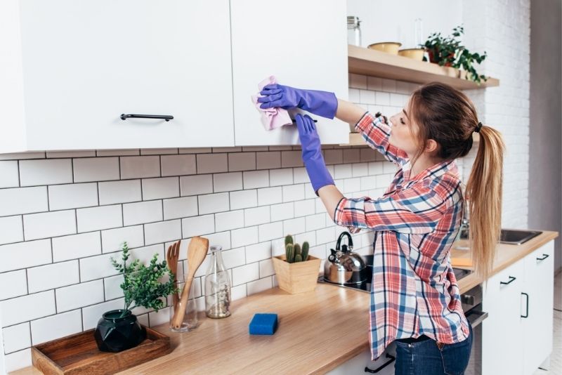 One-off cleaning in the kitchen