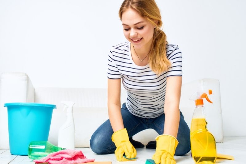 One-off floor cleaning